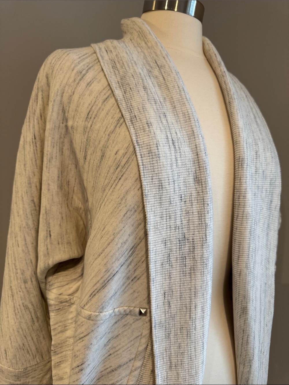 Aritizia Women’s Wilfred Diderot Cocoon Sweater - Heathered Grey/Cream, Size M